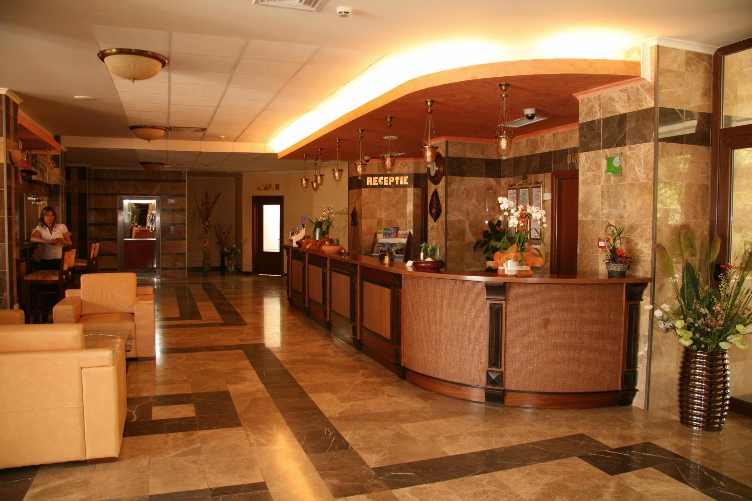 Hotel Saturn Dış mekan fotoğraf